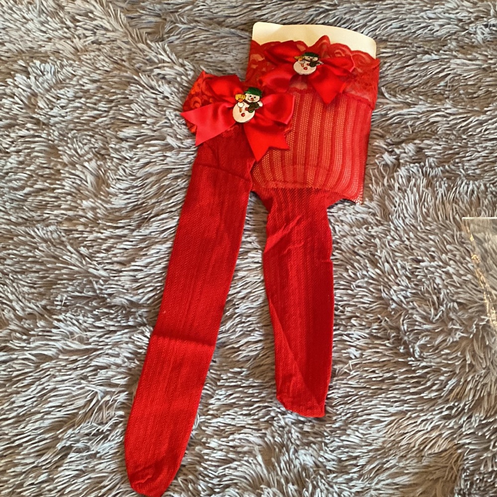 ❌SOLD❌ ♥️ NWT Snowman Holiday Red Stripe Net Thigh High Stockings